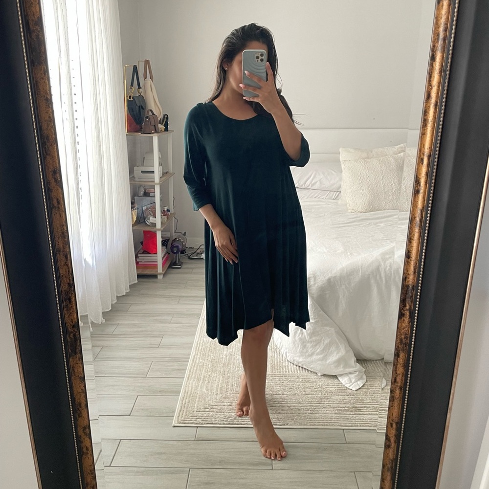 WILDE Quarter Sleeve Dark Green Flowy Dress